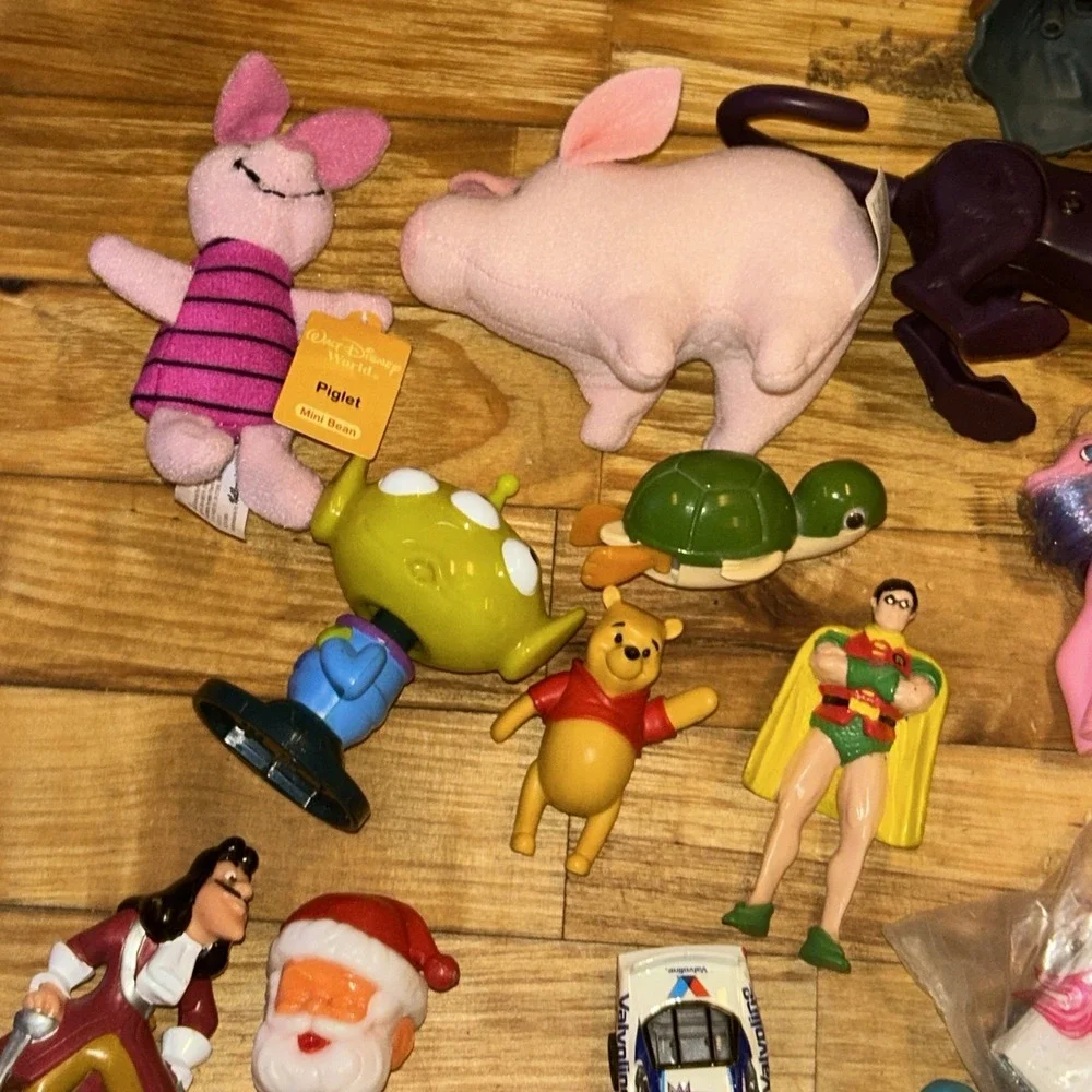 Vintage Toy Junk Drawer Lot Pokemon, Nintendo,‎ Disney D2